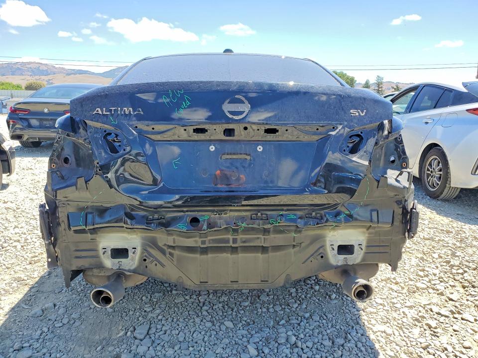 56721446 :رقم المزاد ، 1N4AL3AP3JC265574 vin ، 2018 Nissan Altima مزاد بيع