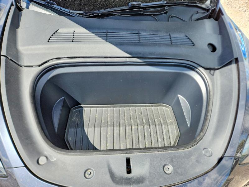 2024 Tesla Model Y მანქანა იყიდება აუქციონზე, vin: 7SAYGDEFXRA282987, აუქციონის ნომერი: 55500616