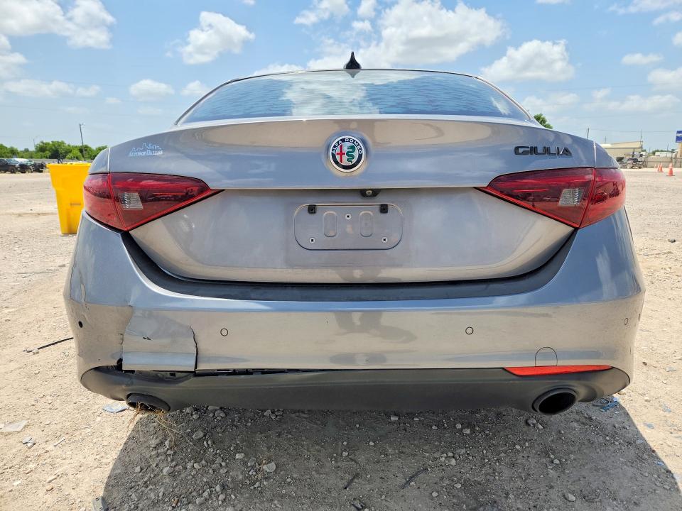 59226576 :رقم المزاد ، ZARFAMBN3L7626697 vin ، 2020 Alfa Romeo Giulia مزاد بيع
