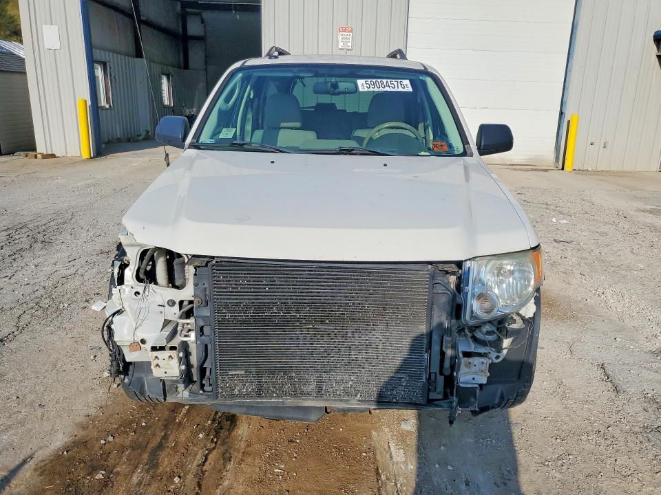 59084576 :رقم المزاد ، 1FMCU0DG2CKB29175 vin ، 2012 Ford Escape مزاد بيع