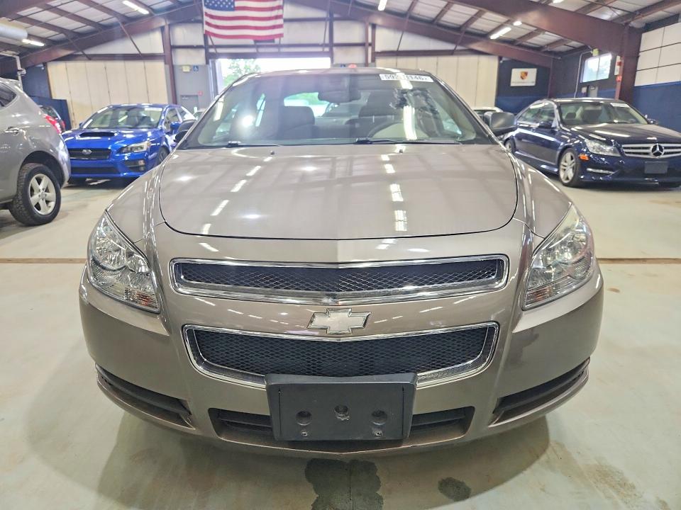 59318146 :رقم المزاد ، 1G1ZB5E13BF120917 vin ، 2011 Chevrolet Malibu مزاد بيع