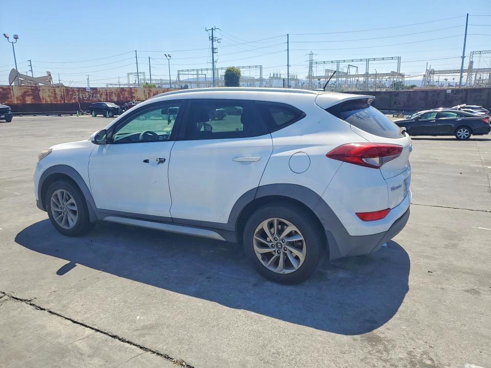 2017 Hyundai Tucson მანქანა იყიდება აუქციონზე, vin: KM8J33A40HU297530, აუქციონის ნომერი: 59193556