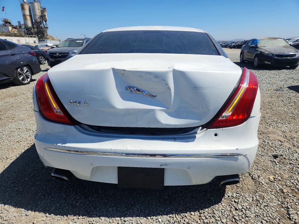 2011 Jaguar Xjl მანქანა იყიდება აუქციონზე, vin: SAJWA2GB1BLV07745, აუქციონის ნომერი: 56846756