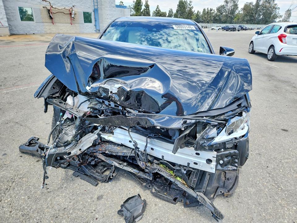 58603146 :رقم المزاد ، 58ADA1C12NU026032 vin ، 2022 Lexus Es 300h مزاد بيع