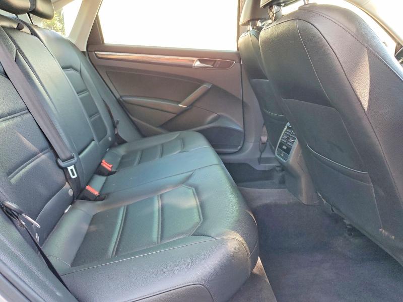 Продаж на аукціоні авто 2017 Volkswagen Passat, vin: 1VWBT7A31HC035672, номер лоту: 58261246