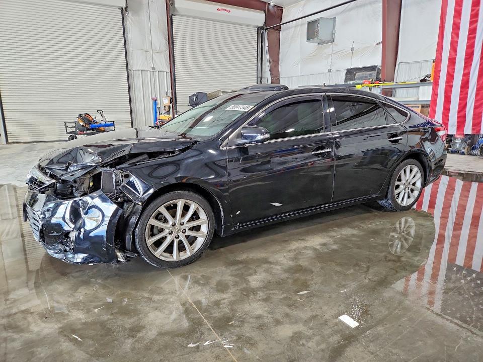 56847346 :رقم المزاد ، 4T1BK1EB3EU133351 vin ، 2014 Toyota Avalon مزاد بيع