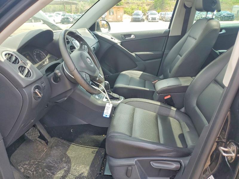 2015 Volkswagen Tiguan მანქანა იყიდება აუქციონზე, vin: WVGAV7AX2FW561859, აუქციონის ნომერი: 58972736