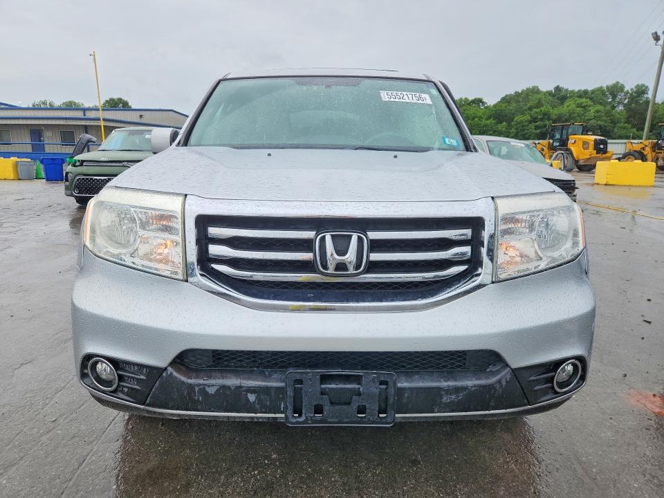 55521756 :رقم المزاد ، 5FNYF4H58FB010990 vin ، 2015 Honda Pilot مزاد بيع