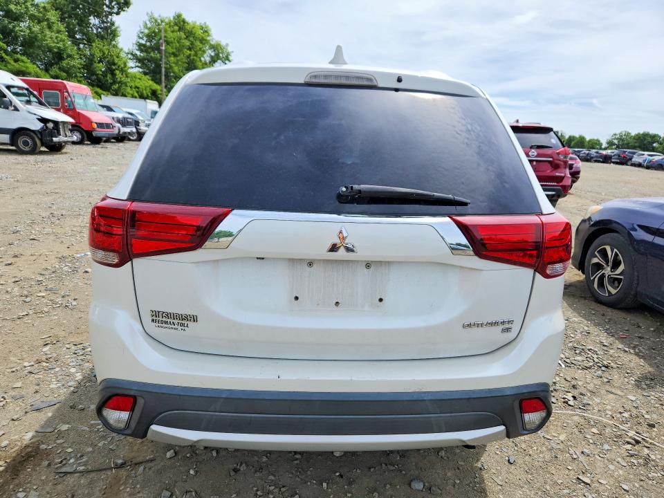 Продажа на аукционе авто 2017 Mitsubishi Outlander, vin: JA4AZ3A39HZ023475, номер лота: 57738376
