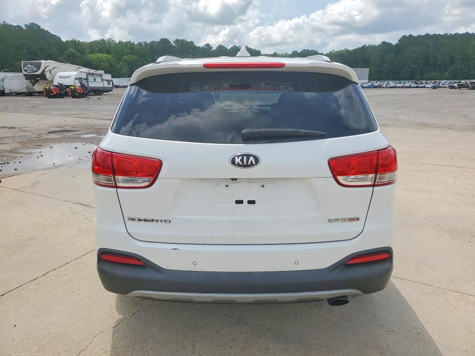 Продажа на аукционе авто 2017 Kia Sorento, vin: 5XYPH4A15HG240446, номер лота: 58542326