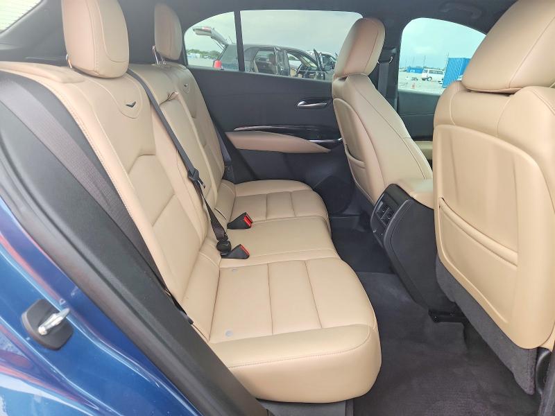 58792586 :رقم المزاد ، 1GYAZAR4XRF122584 vin ، 2024 Cadillac Xt4 مزاد بيع