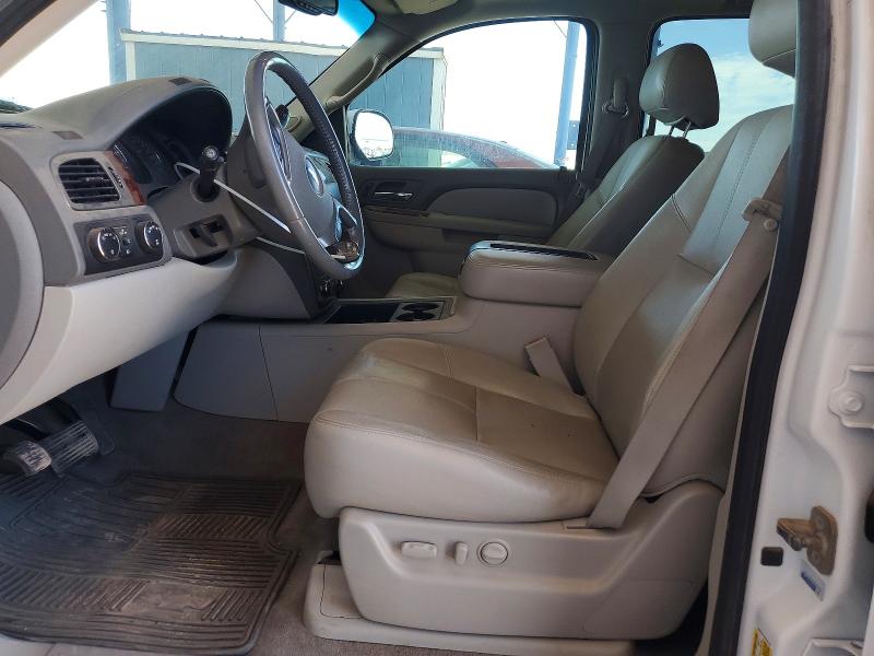 2012 Chevrolet Suburban მანქანა იყიდება აუქციონზე, vin: 1GNSKJE71CR321793, აუქციონის ნომერი: 54152936