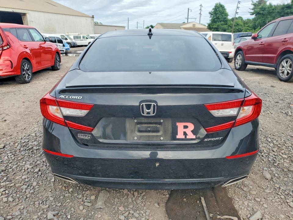 Aukcja sprzedaży 2018 Honda Accord, vin: 1HGCV1F37JA266490, numer aukcji: 58070936