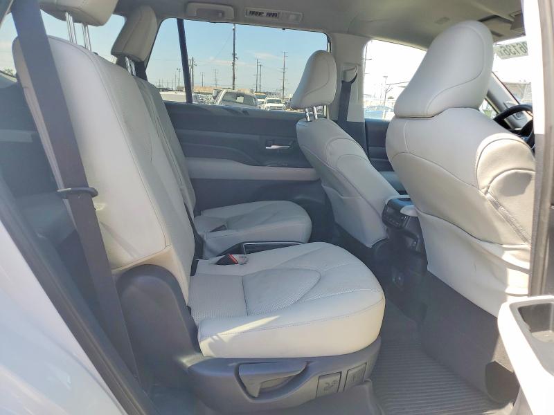 Продаж на аукціоні авто 2024 Toyota Grand Highlander, vin: 5TDAAAB50RS069250, номер лоту: 58806136