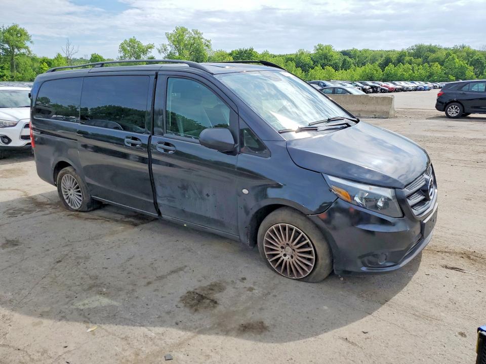 56561516 :رقم المزاد ، WDAPG2EE4H3310918 vin ، 2017 Mercedes-benz Metris مزاد بيع