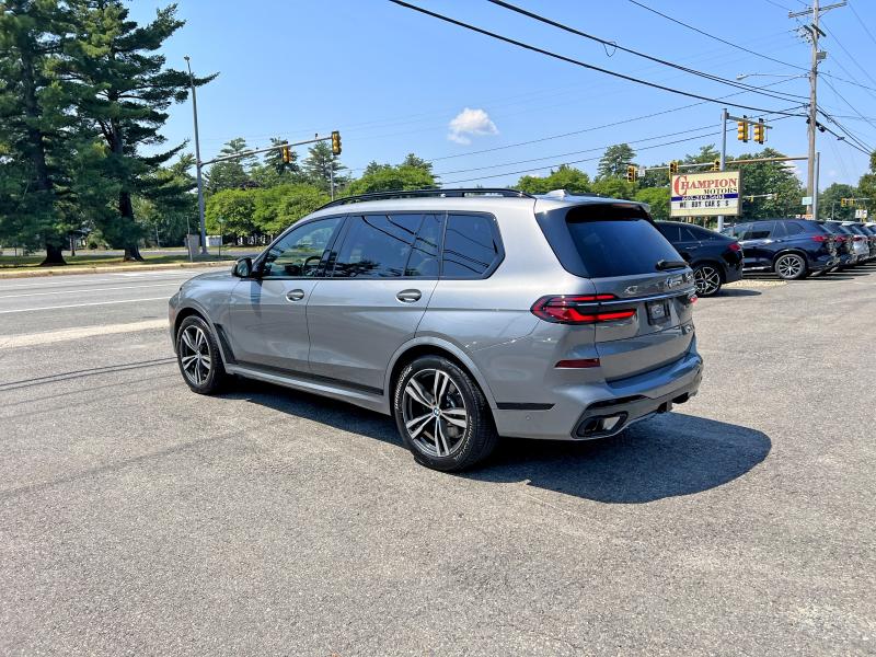 59316726 :رقم المزاد ، 5UX23EM00P9P15677 vin ، 2023 Bmw X7 مزاد بيع
