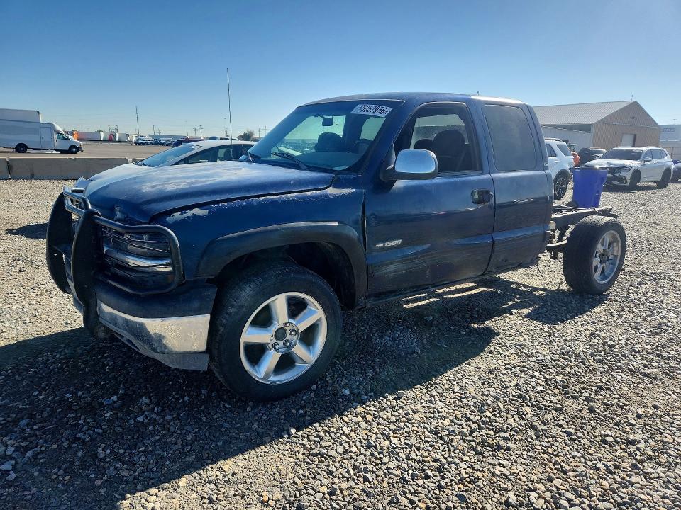 55857956 :رقم المزاد ، 1GCEK19T0YE337267 vin ، 2000 Chevrolet Silverado مزاد بيع