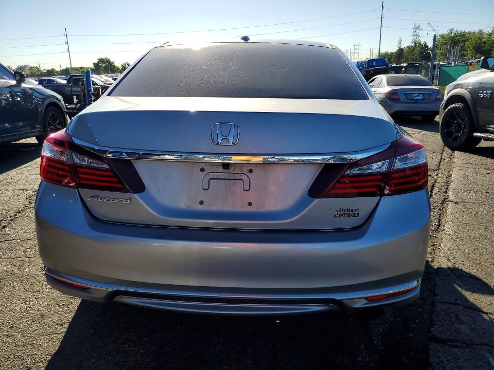 Продаж на аукціоні авто 2017 Honda Accord, vin: 1HGCR2F03HA045639, номер лоту: 57376396