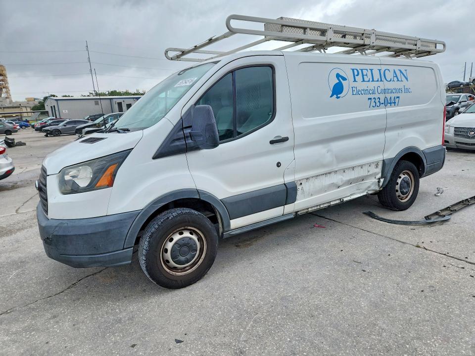 2015 Ford Transit მანქანა იყიდება აუქციონზე, vin: 1FTYR1ZM9FKA44368, აუქციონის ნომერი: 55754516