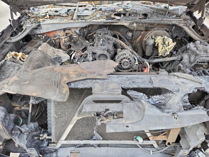 Продажа на аукционе авто 2004 Chevrolet Silverado, vin: 2GCEC19V041163033, номер лота: 59179726
