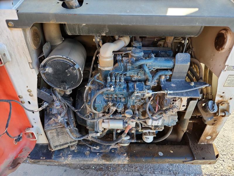 55198356 :رقم المزاد ، A3NV23578 vin ، 2014 Bobcat Skid Steer مزاد بيع