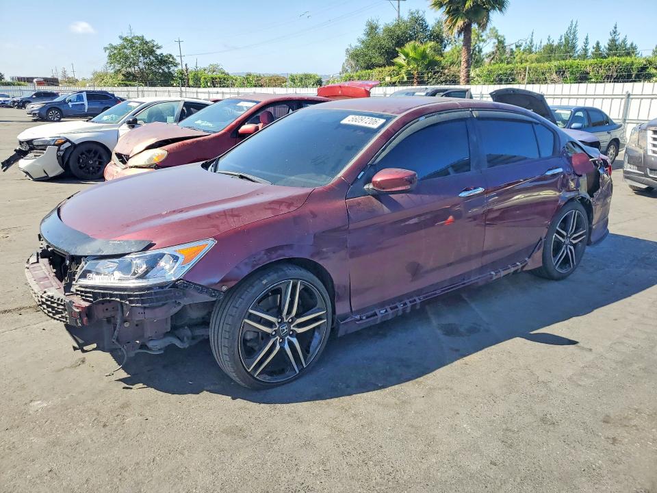 56097206 :رقم المزاد ، 1HGCR2F57HA027723 vin ، 2017 Honda Accord مزاد بيع
