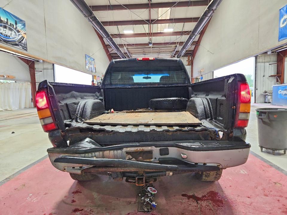58610246 :رقم المزاد ، 1GTGK13U12F117566 vin ، 2002 Gmc Sierra مزاد بيع