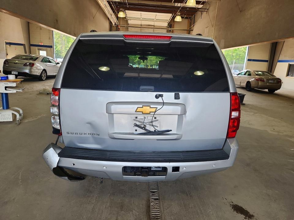 Продаж на аукціоні авто 2013 Chevrolet Suburban, vin: 1GNSKJE7XDR134974, номер лоту: 58995366