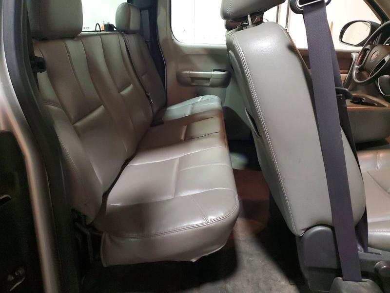 56506776 :رقم المزاد ، 1GT22ZCG6DZ305066 vin ، 2013 Gmc Sierra مزاد بيع
