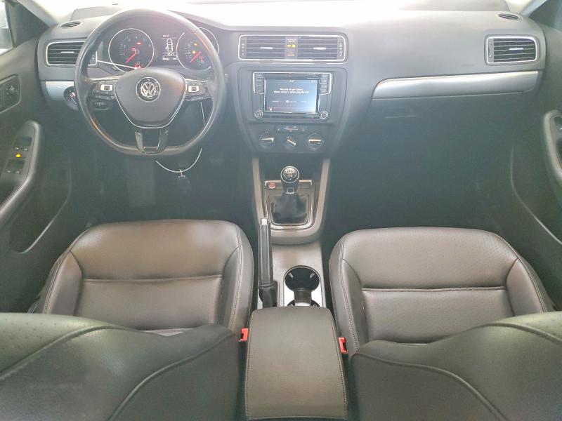 55693106 :رقم المزاد ، 3VWB67AJXJM226520 vin ، 2018 Volkswagen Jetta مزاد بيع