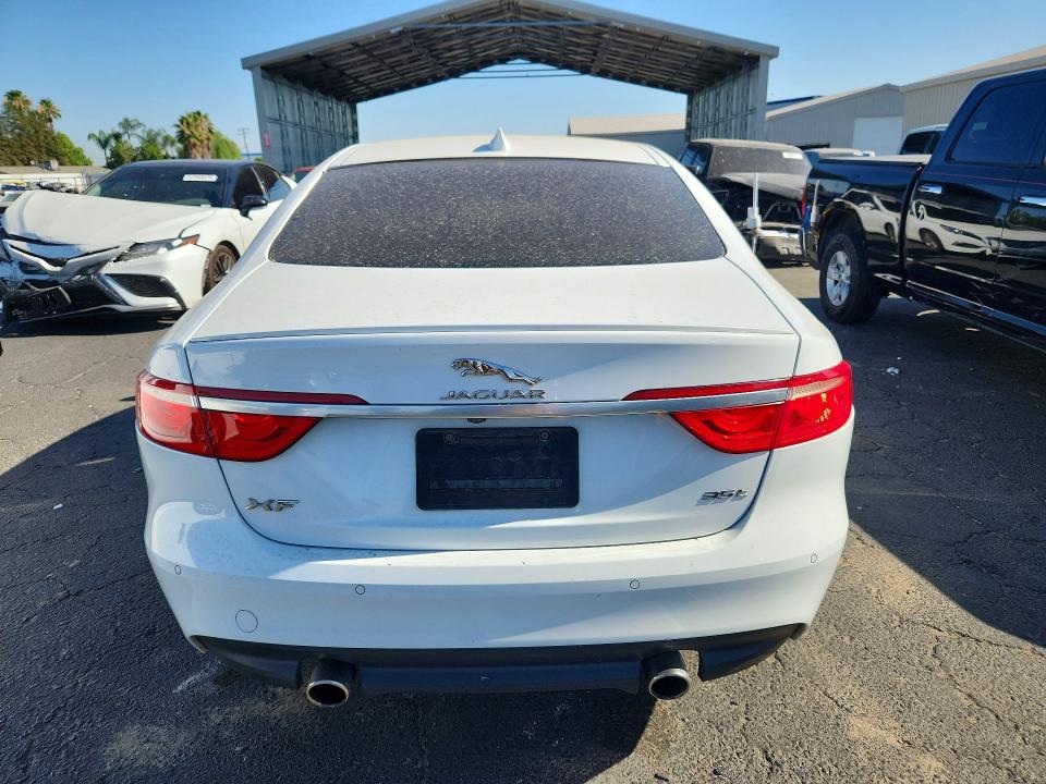 57625656 :رقم المزاد ، SAJBF4BV5GCY16283 vin ، 2016 Jaguar Xf مزاد بيع