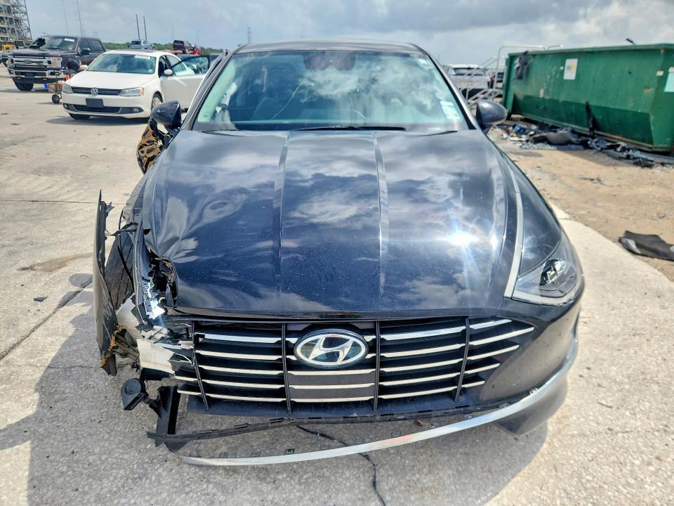 Продажа на аукционе авто 2021 Hyundai Sonata, vin: 5NPEG4JA7MH124890, номер лота: 57772636