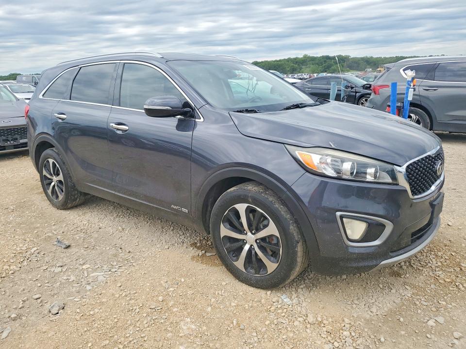 2017 Kia Sorento მანქანა იყიდება აუქციონზე, vin: 5XYPHDA59HG204357, აუქციონის ნომერი: 58036396