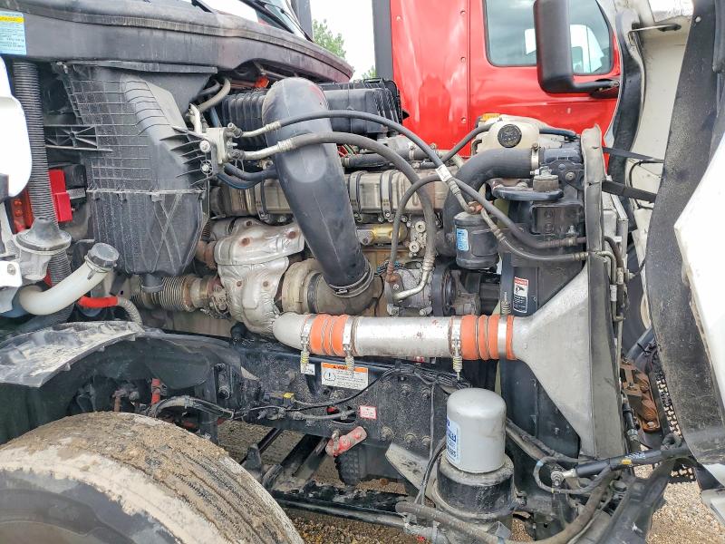 57654306 :رقم المزاد ، 3AKJHHDR9TSWK8823 vin ، 2026 Freightliner Cascadia 126 مزاد بيع