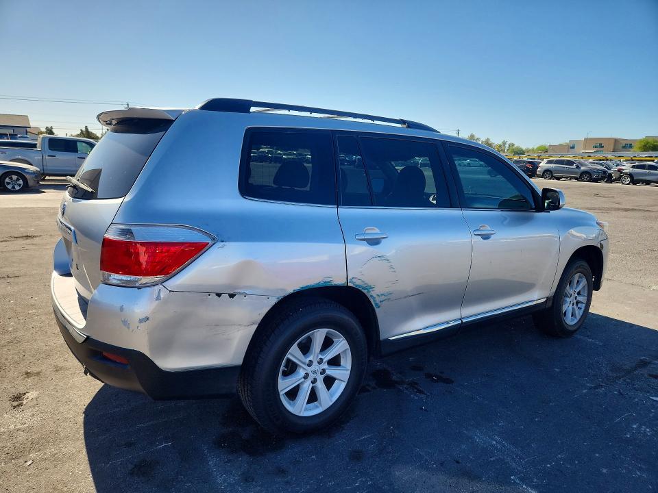 Продажа на аукционе авто 2011 Toyota Highlander, vin: 5TDZK3EHXBS040815, номер лота: 57434656