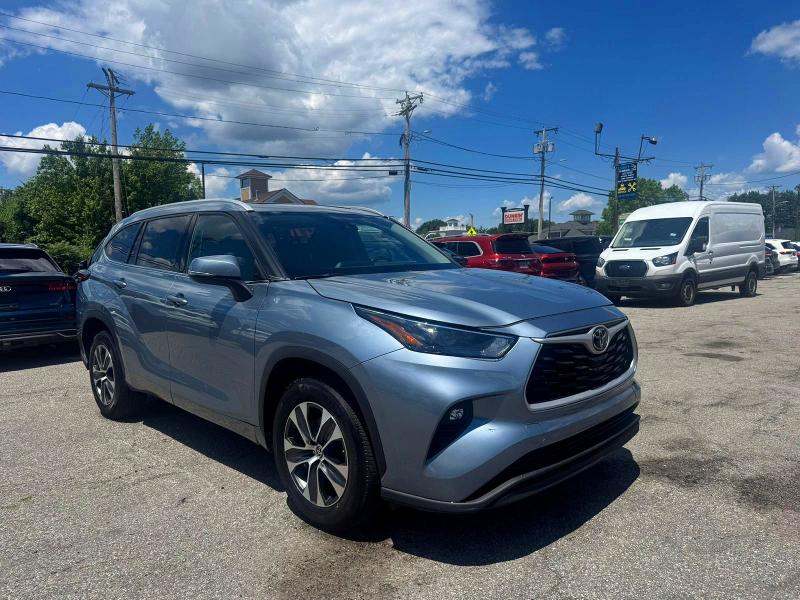 Auction sale of the 2022 Toyota Highlander, vin: 5TDGZRAH0NS123413, lot number: 59116136