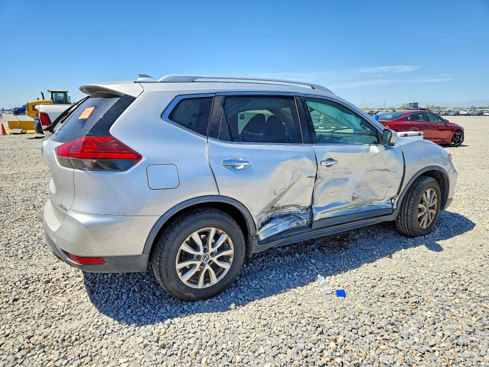Продажа на аукционе авто 2017 Nissan Rogue, vin: KNMAT2MV9HP598279, номер лота: 57218086