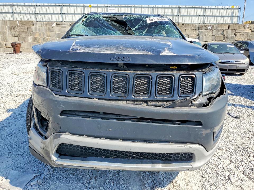 56176356 :رقم المزاد ، 3C4NJDBB6JT325359 vin ، 2018 Jeep Compass مزاد بيع