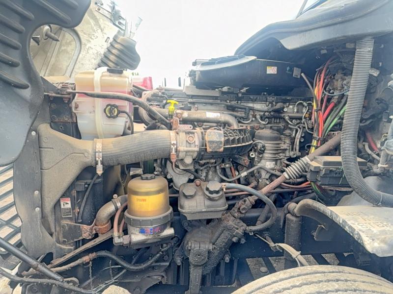Продажа на аукционе авто 2016 Freightliner Cascadia 125, vin: 3AKGGEDV5GDHC5017, номер лота: 58603376