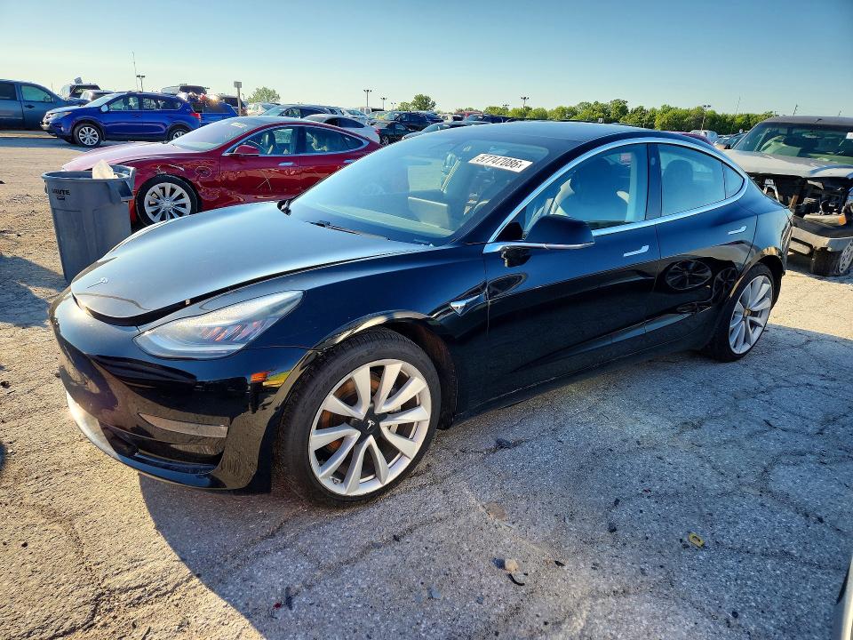 57747086 :رقم المزاد ، 5YJ3E1EBXKF453335 vin ، 2019 Tesla Model 3 مزاد بيع