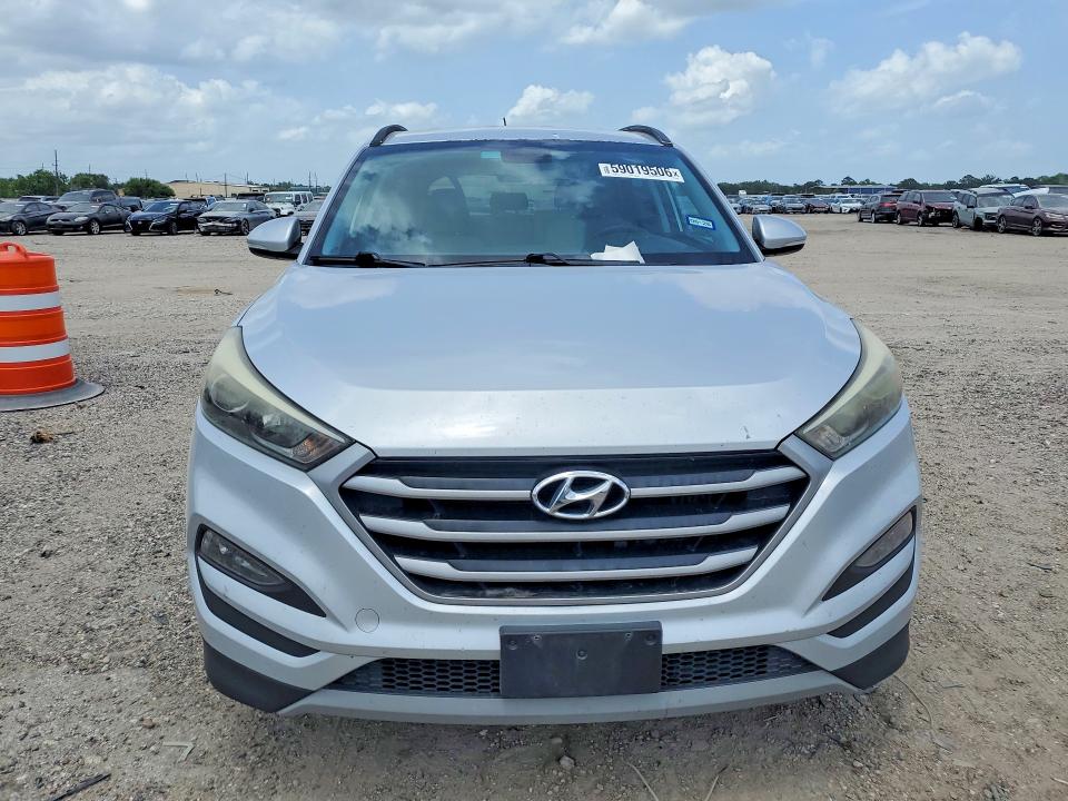 2017 Hyundai Tucson მანქანა იყიდება აუქციონზე, vin: KM8J33A26HU388848, აუქციონის ნომერი: 59019506