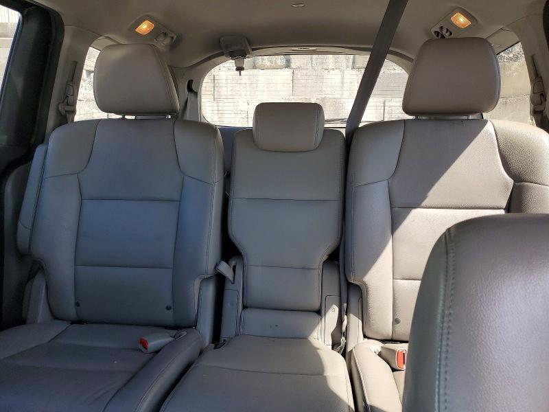 56391326 :رقم المزاد ، 5FNRL5H61EB052931 vin ، 2014 Honda Odyssey مزاد بيع