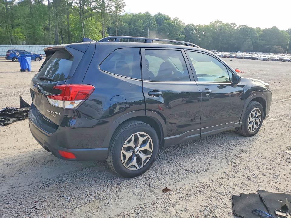 Продажа на аукционе авто 2022 Subaru Forester, vin: JF2SKAEC1NH513697, номер лота: 56327906