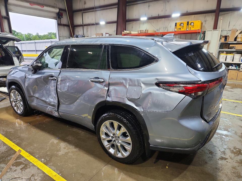 2022 Toyota Highlander მანქანა იყიდება აუქციონზე, vin: 5TDDZRBH9NS213046, აუქციონის ნომერი: 56506376