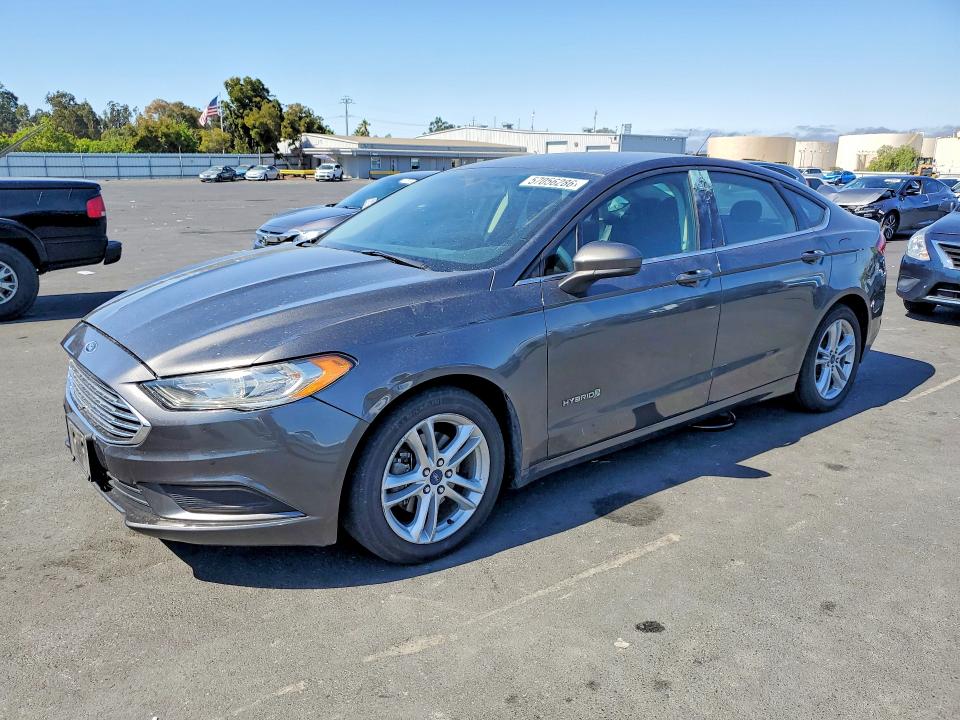 2018 Ford Fusion მანქანა იყიდება აუქციონზე, vin: 3FA6P0LU4JR116815, აუქციონის ნომერი: 57056286