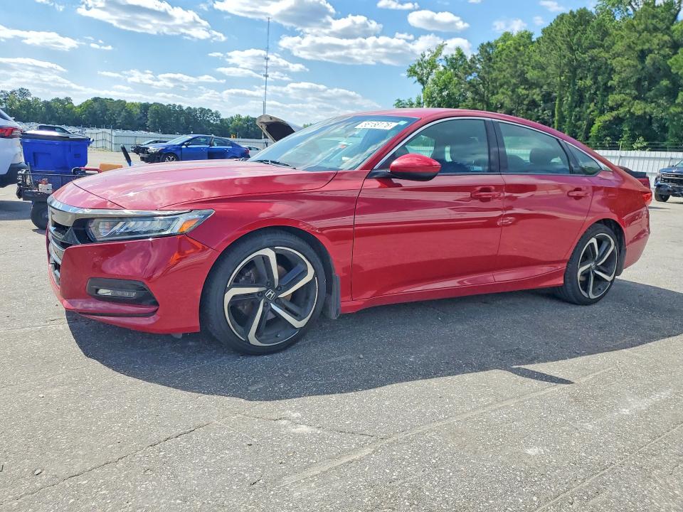 56158176 :رقم المزاد ، 1HGCV1F38JA110751 vin ، 2018 Honda Accord مزاد بيع