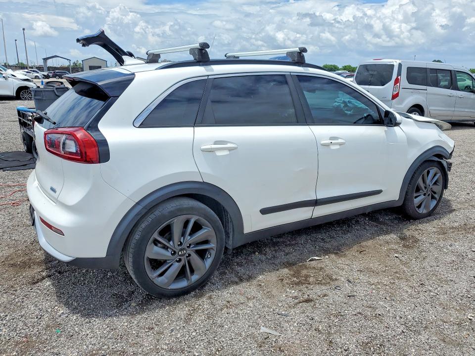 2017 Kia Niro მანქანა იყიდება აუქციონზე, vin: KNDCC3LC6H5052081, აუქციონის ნომერი: 54911816