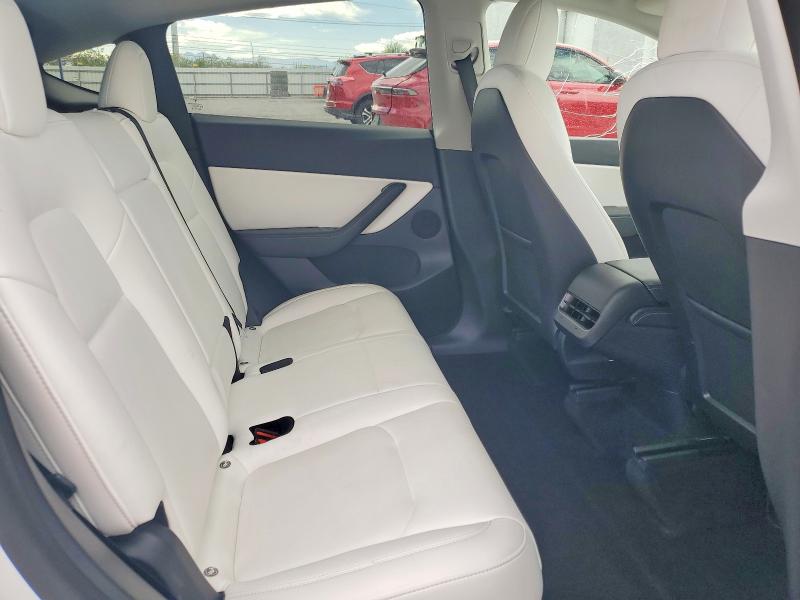 58926286 :رقم المزاد ، 7SAYGDEF8NF489990 vin ، 2022 Tesla Model Y مزاد بيع