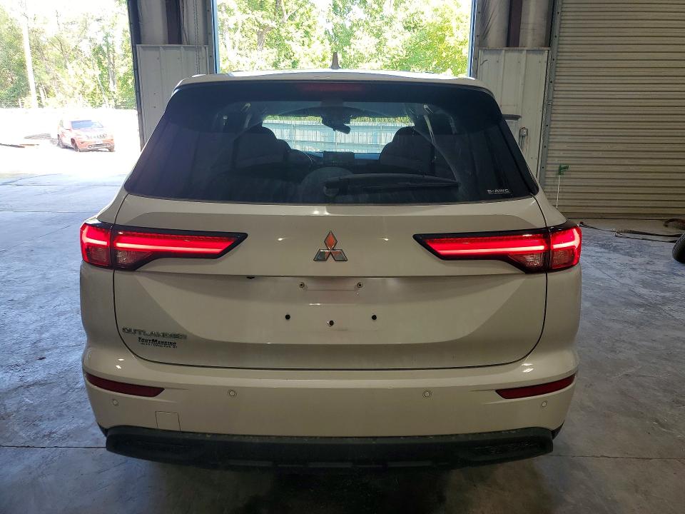 59158256 :رقم المزاد ، JA4J4TA81NZ054015 vin ، 2022 Mitsubishi Outlander مزاد بيع