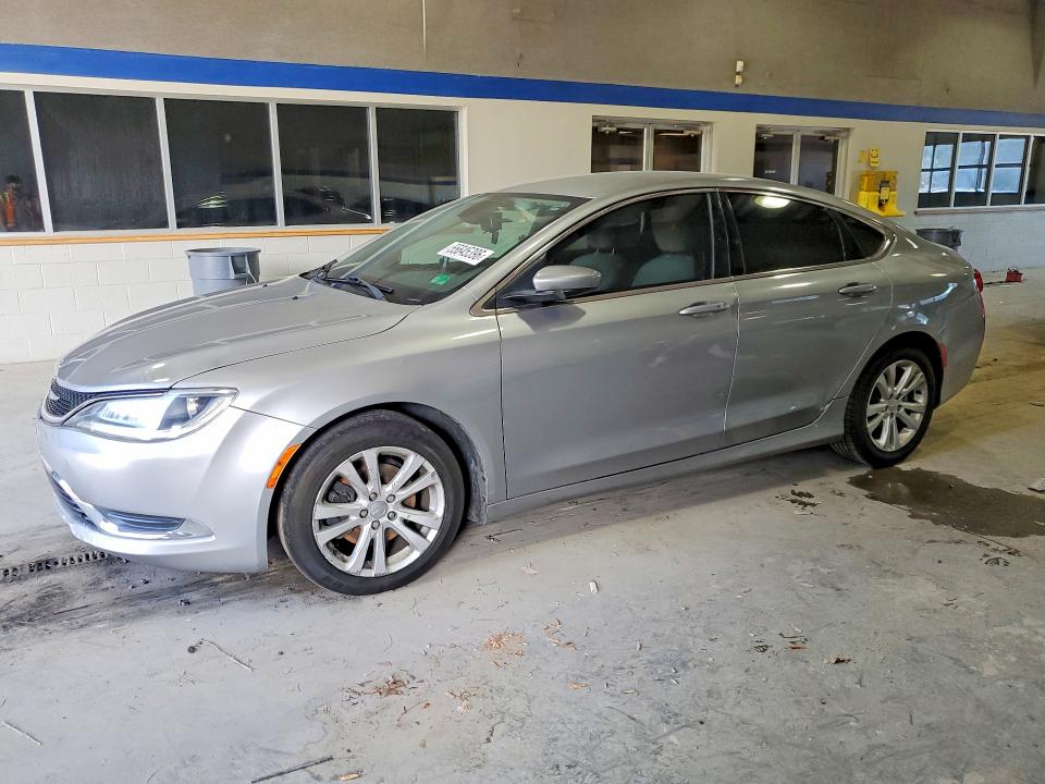 55645396 :رقم المزاد ، 1C3CCCAB8FN747576 vin ، 2015 Chrysler 200 مزاد بيع